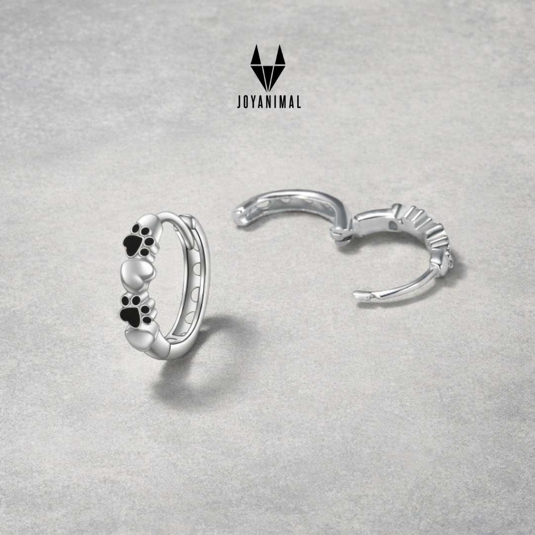 Aros con huellas y corazón en plata de ley 925