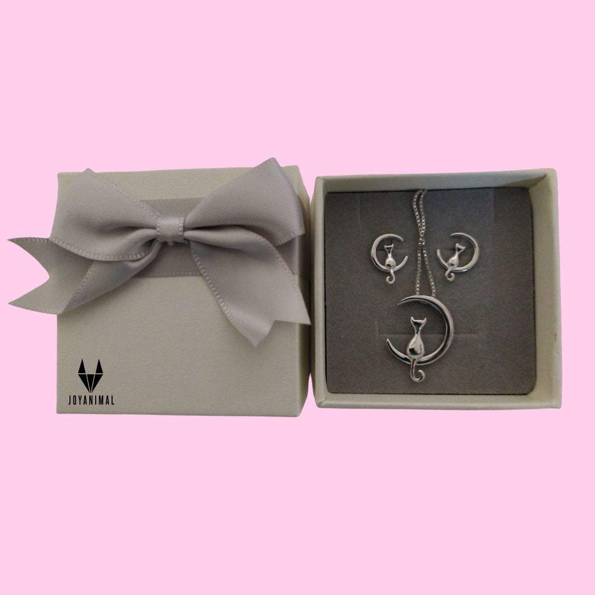 Conjunto joyerÃa de pendientes y collar
con gatitos en la luna, en caja de regalo del corte inglés