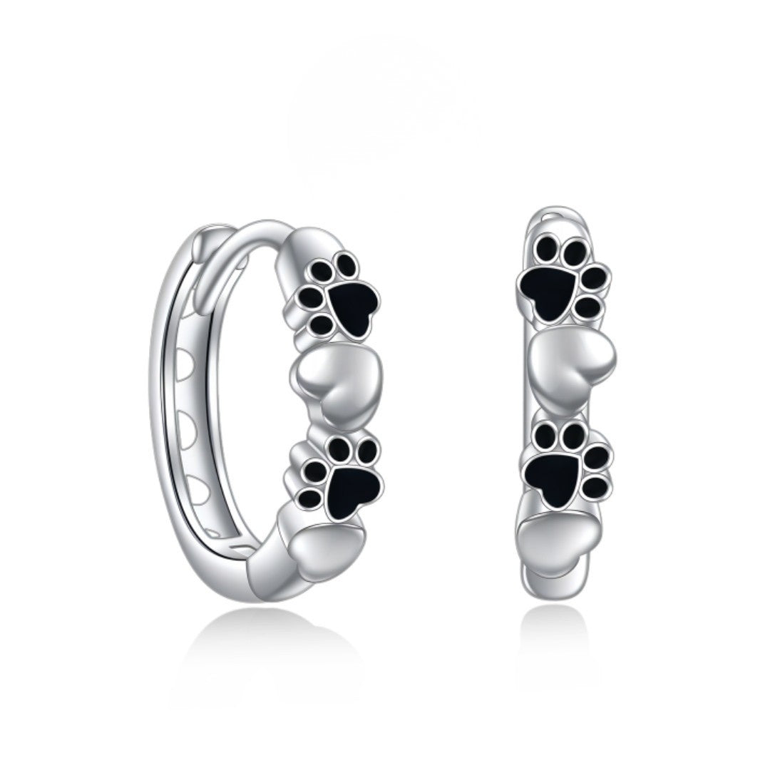 Aros con huellas y corazón en plata de ley 925