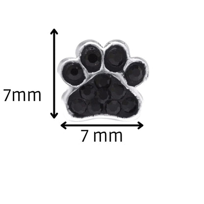 Infografía con el pendiente de la huella negra mostrando sus medidas: 7 x 7 mm.ia negra, PANDORA